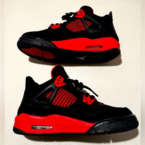 Nike - AIR JORDAN 4 RETRO (GS) - RED THUNDER (BLACK) - Y 5/W 6.5 - Picture 3 of 9
